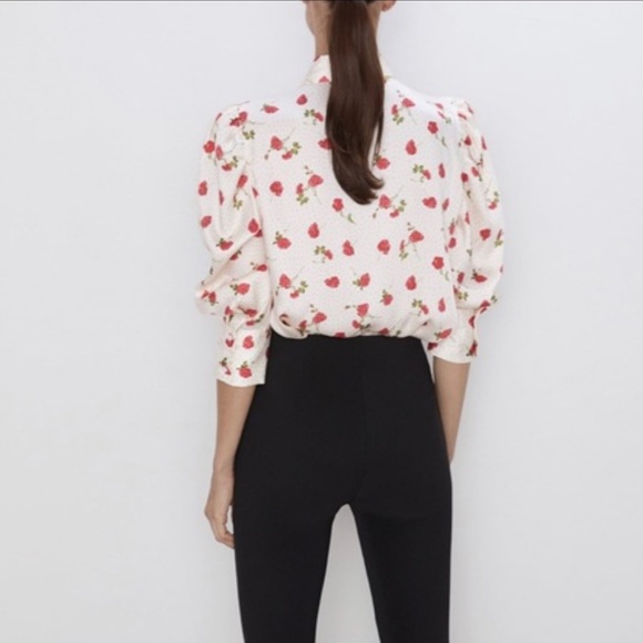 🦋 BLOGGERS FAVORITE 🦋 ZARA FLORAL PRINT PUFF-SLEEVE BLOUSE SHIRT SIZE M - Picture 8 of 15